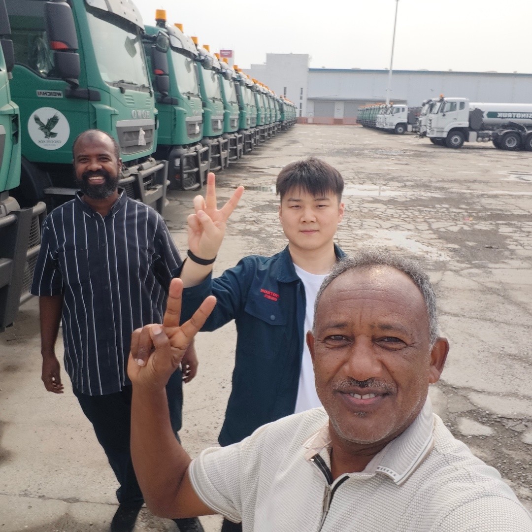 Latest company Cases about Pelanggan dari Sudan datang untuk mengunjungi pabrik kami