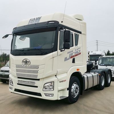 Beli Jenis bahan bakar Diesel Jiefang FAW JH6 6X4 Traktor Traktor 420HP J5P J6P 4X2 6X4 Traktor Kepala Tarik online manufacture