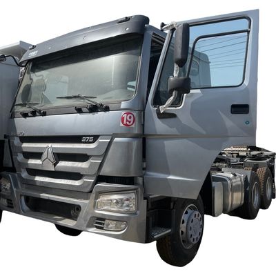 Beli Truk Traktor Sinotruk bekas 371HP WEICHAI Mesin Diesel Kapasitas 8L Kamera Belakang Tidak ada online manufacture