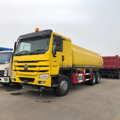 Harga yang bagus LHD RHD Mengemudi Jenis Sinotruk Truk Tipper 20000 Liter 6000 Gallon Howo 6x4 380hp on line
