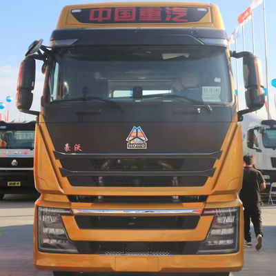 Harga yang bagus digunakan HOWO SINOTRUCK 6X4 Truck Head T7H 460 Traktor Truck dengan Euro 5 Emisi on line