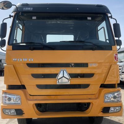 Harga yang bagus 10m3 Sinotruk Truk Tipper 6x4 Diesel 40 Ton Truk Dump Articulated 10 Ban on line