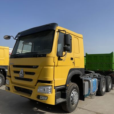 Harga yang bagus SINOTRUCK 371 375 HP HOWO Traktor Traktor dengan kepala WEICHAI dan torsi maksimum on line