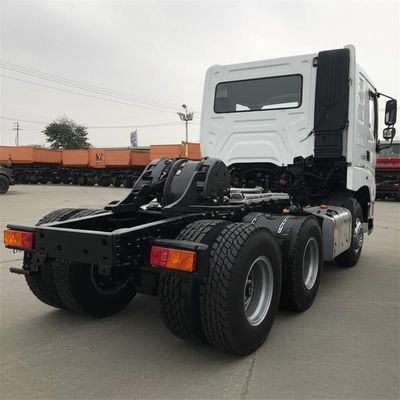 Harga yang bagus Zf Steering Shacman Tractor Truck with 10 Tires for Heavy Load Capacity and Smooth Wheel Steering on line